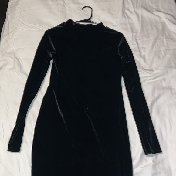 Full Length Black Velvet Dress - Picture 2 of 2